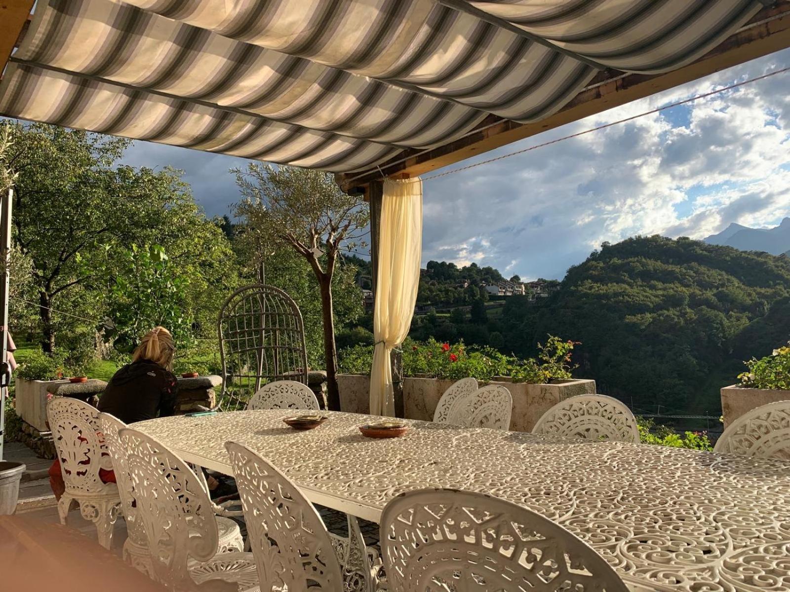 Willa La Casa Sulla Collina Del Castello Breno Zewnętrze zdjęcie